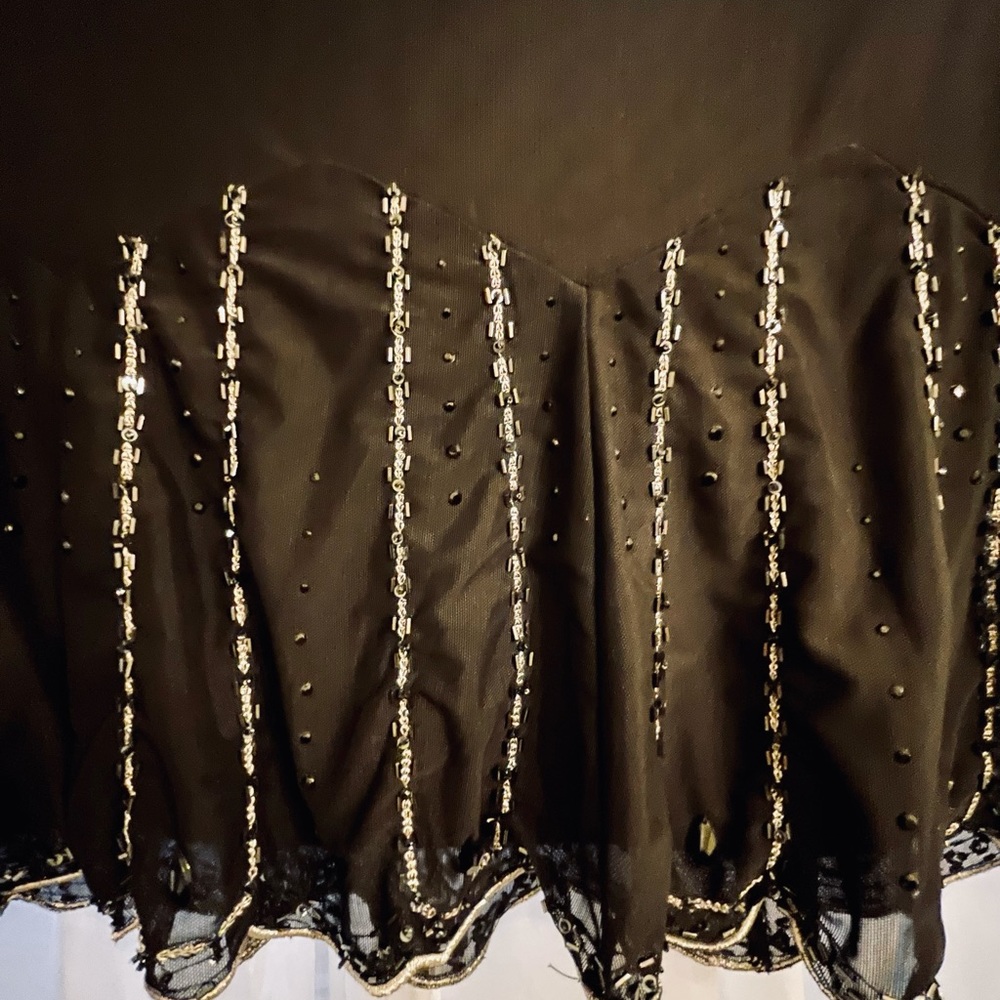 ❄️WINTER SALE: 
Silver Beaded Skirt, Sz 10, Side Zip, Vintage EXPRESS - Picture 3 of 16